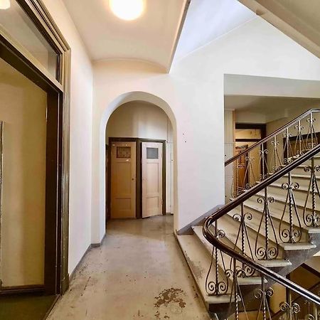 Stylish Studio In Downtown Хельсинки Экстерьер фото