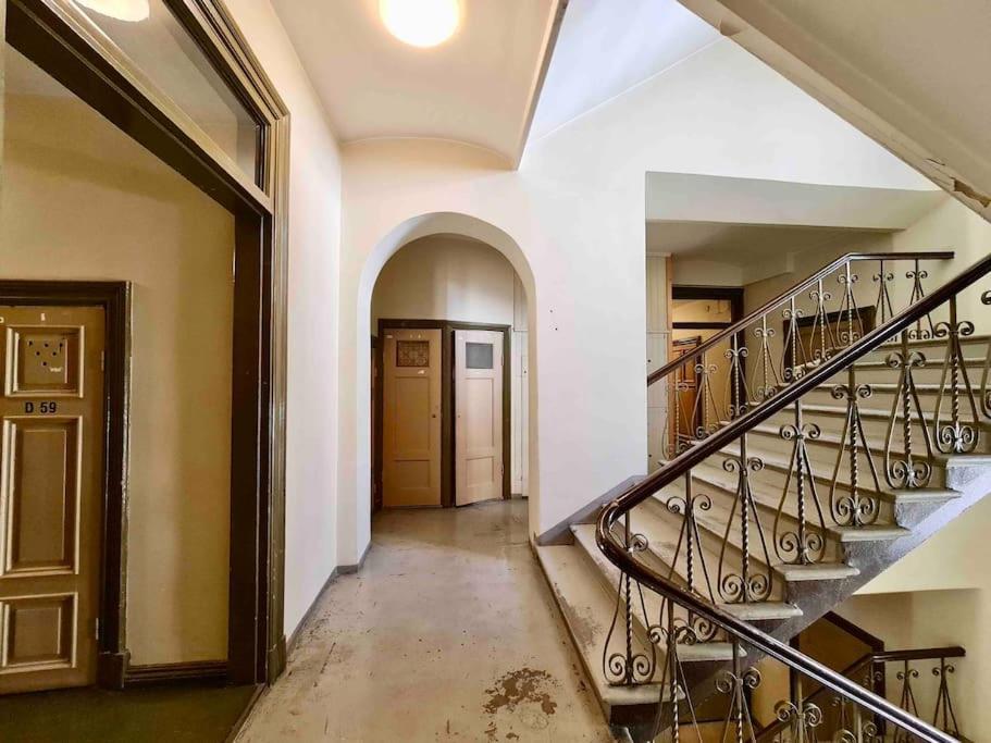 Stylish Studio In Downtown Хельсинки Экстерьер фото