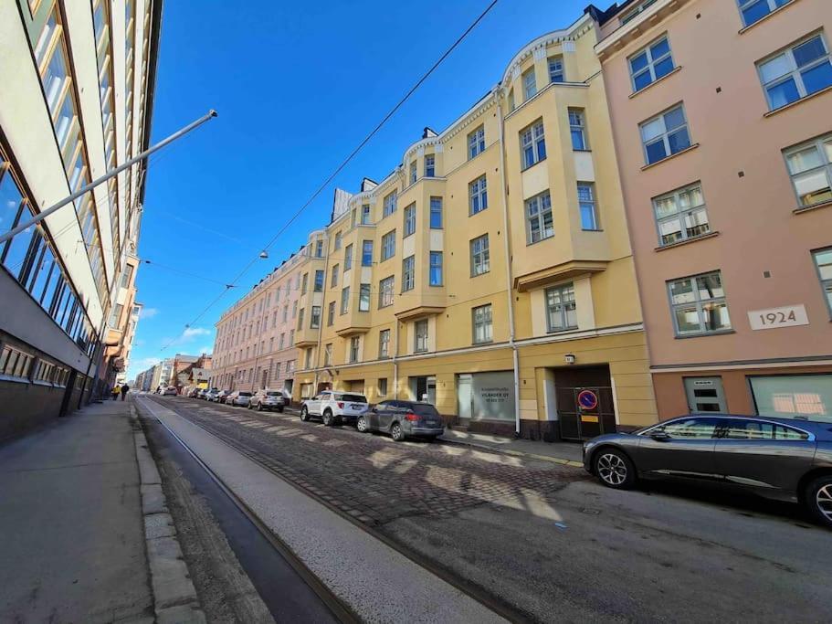 Stylish Studio In Downtown Хельсинки Экстерьер фото